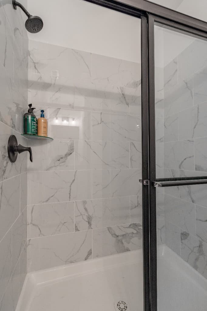 Deans Row Avenue — walk-in shower